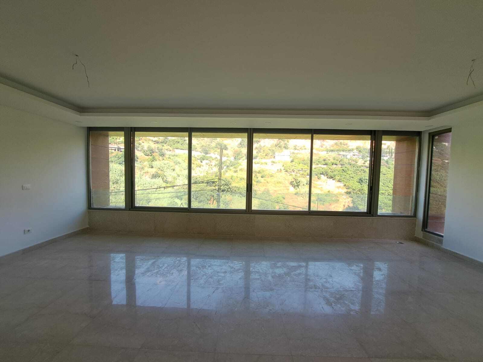 Hazmieh, Baabda, Mount Lebanon, 3 Bedrooms Bedrooms, 3 Rooms Rooms,4 BathroomsBathrooms,Apartment,Buy,16420452315