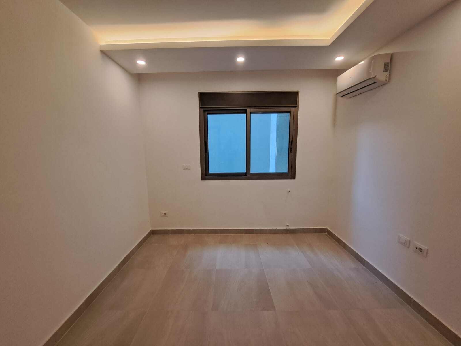 Hazmieh, Baabda, Mount Lebanon, 3 Bedrooms Bedrooms, 3 Rooms Rooms,4 BathroomsBathrooms,Apartment,Buy,16420452315