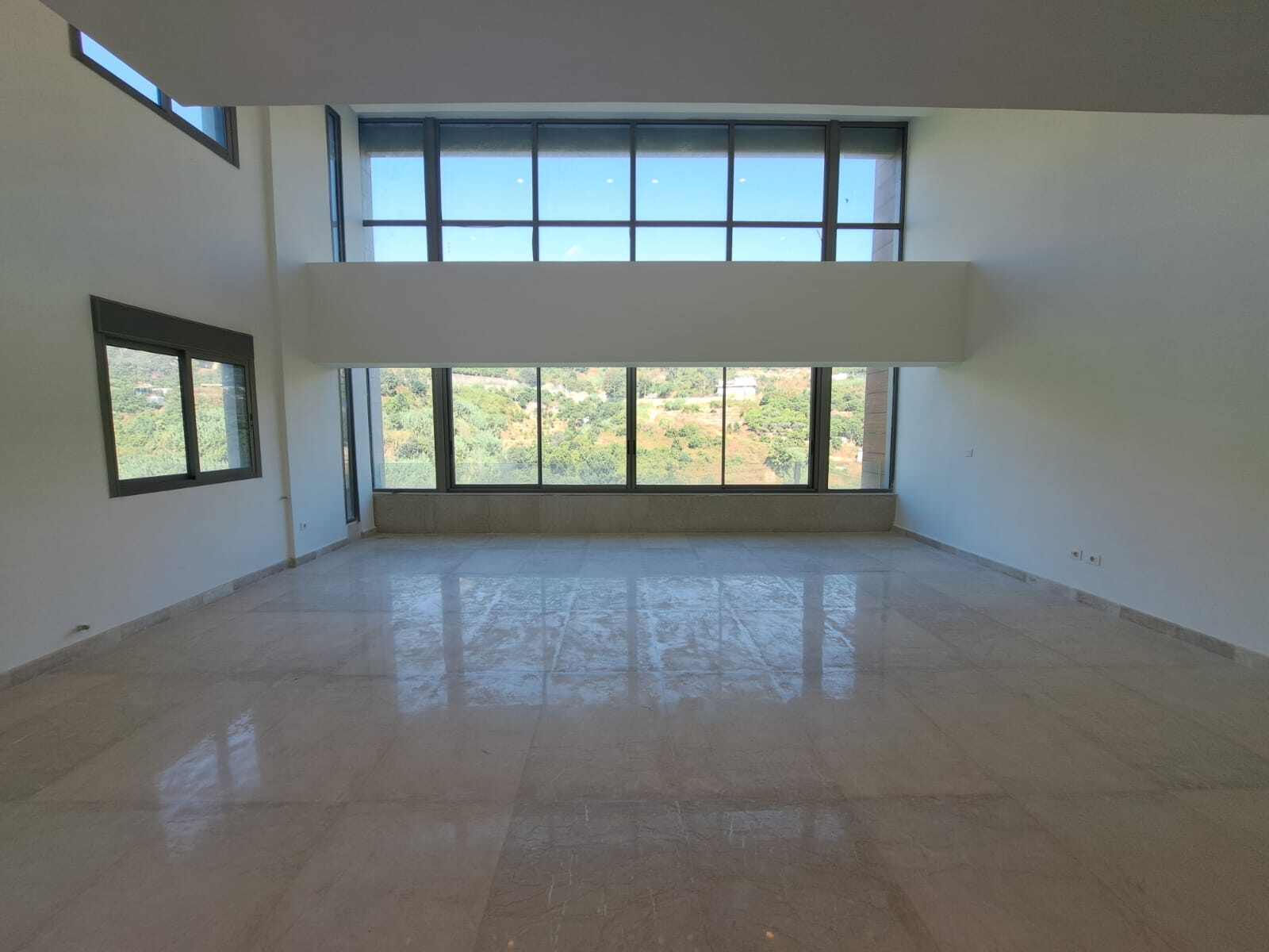 Hazmieh, Baabda, Lebanon, 3 Bedrooms Bedrooms, 3 Rooms Rooms,5 BathroomsBathrooms,Duplex,Buy,16420659152