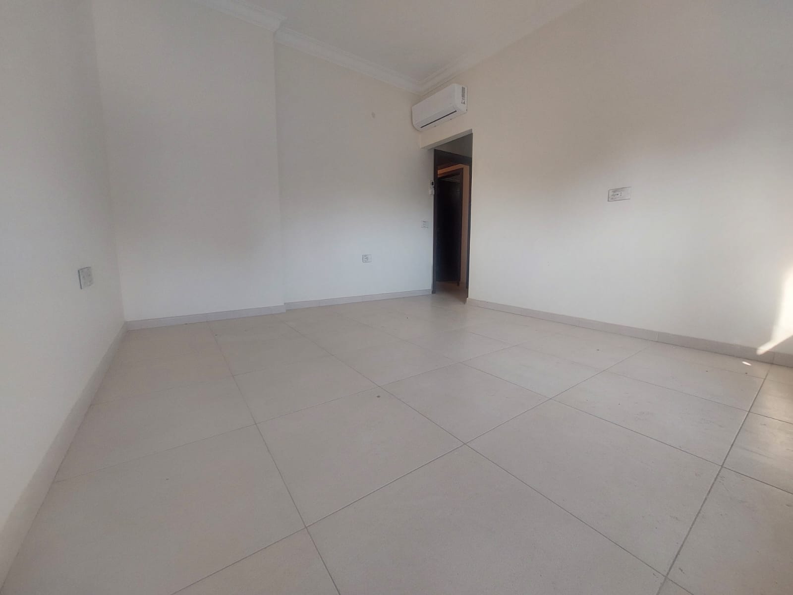 Badaro, Beirut, Beirut, 3 Bedrooms Bedrooms, 3 Rooms Rooms,3 BathroomsBathrooms,Apartment,Rent,16797298890