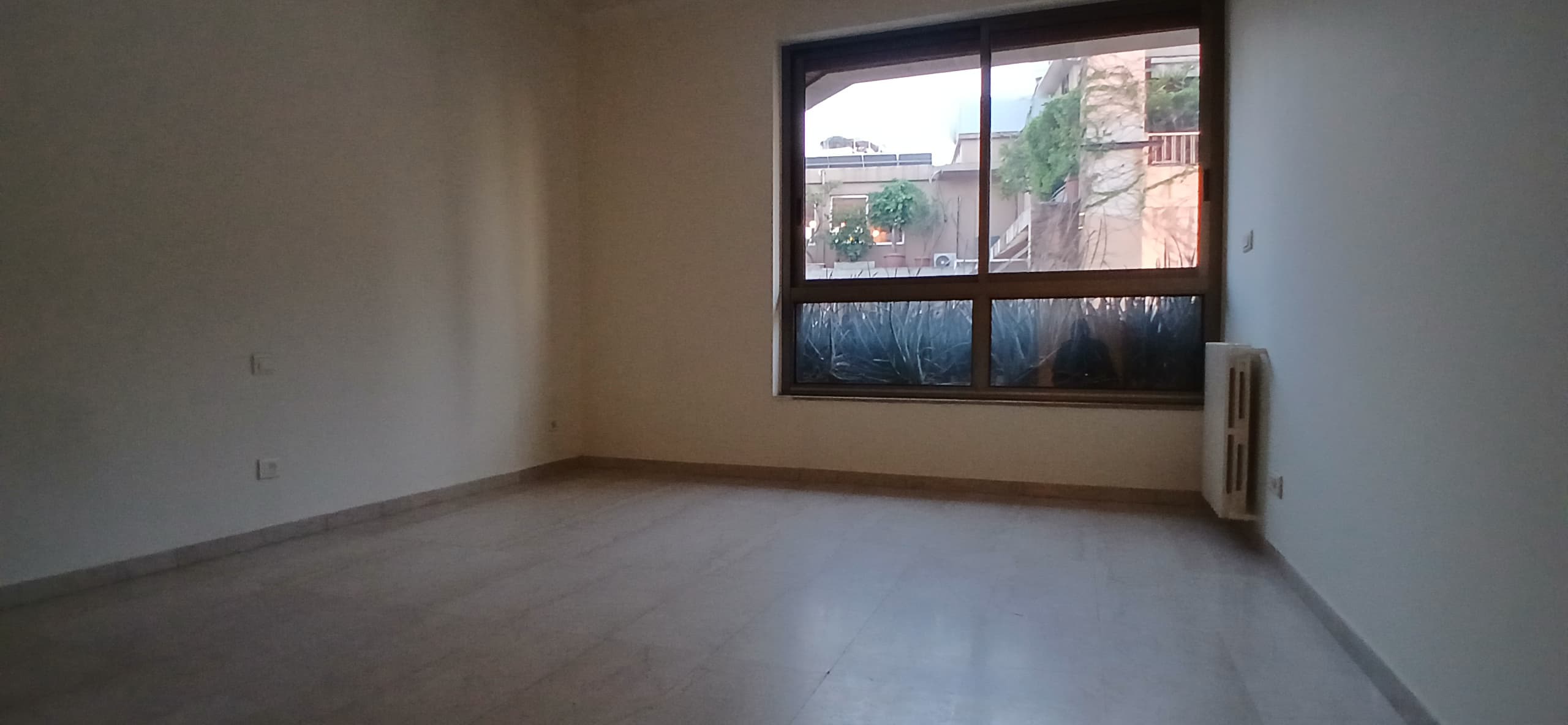 Achrafieh, Beirut, Beirut, 3 Bedrooms Bedrooms, 3 Rooms Rooms,4 BathroomsBathrooms,Apartment,Rent,17972958424