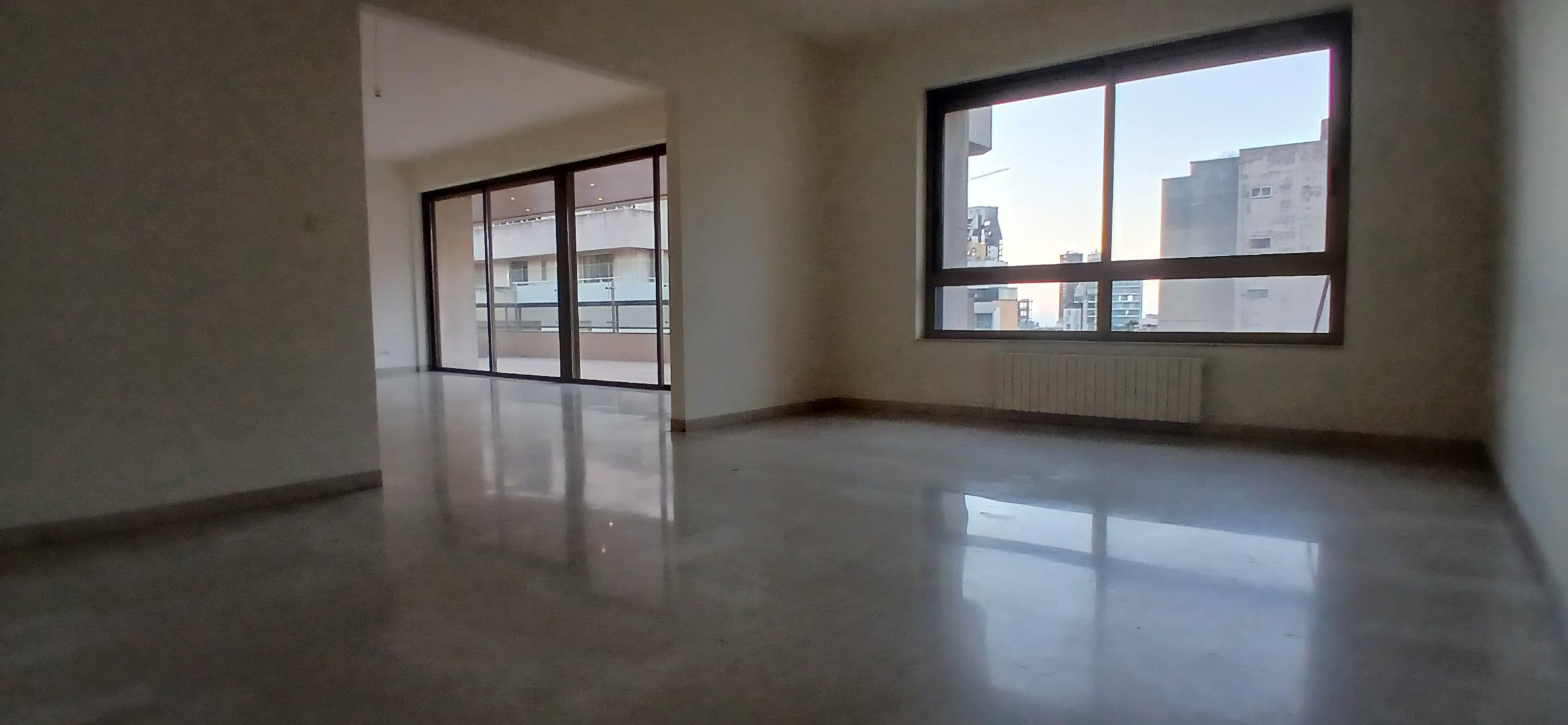 Achrafieh, Beirut, Beirut, 3 Bedrooms Bedrooms, 3 Rooms Rooms,4 BathroomsBathrooms,Apartment,Rent,17972958424