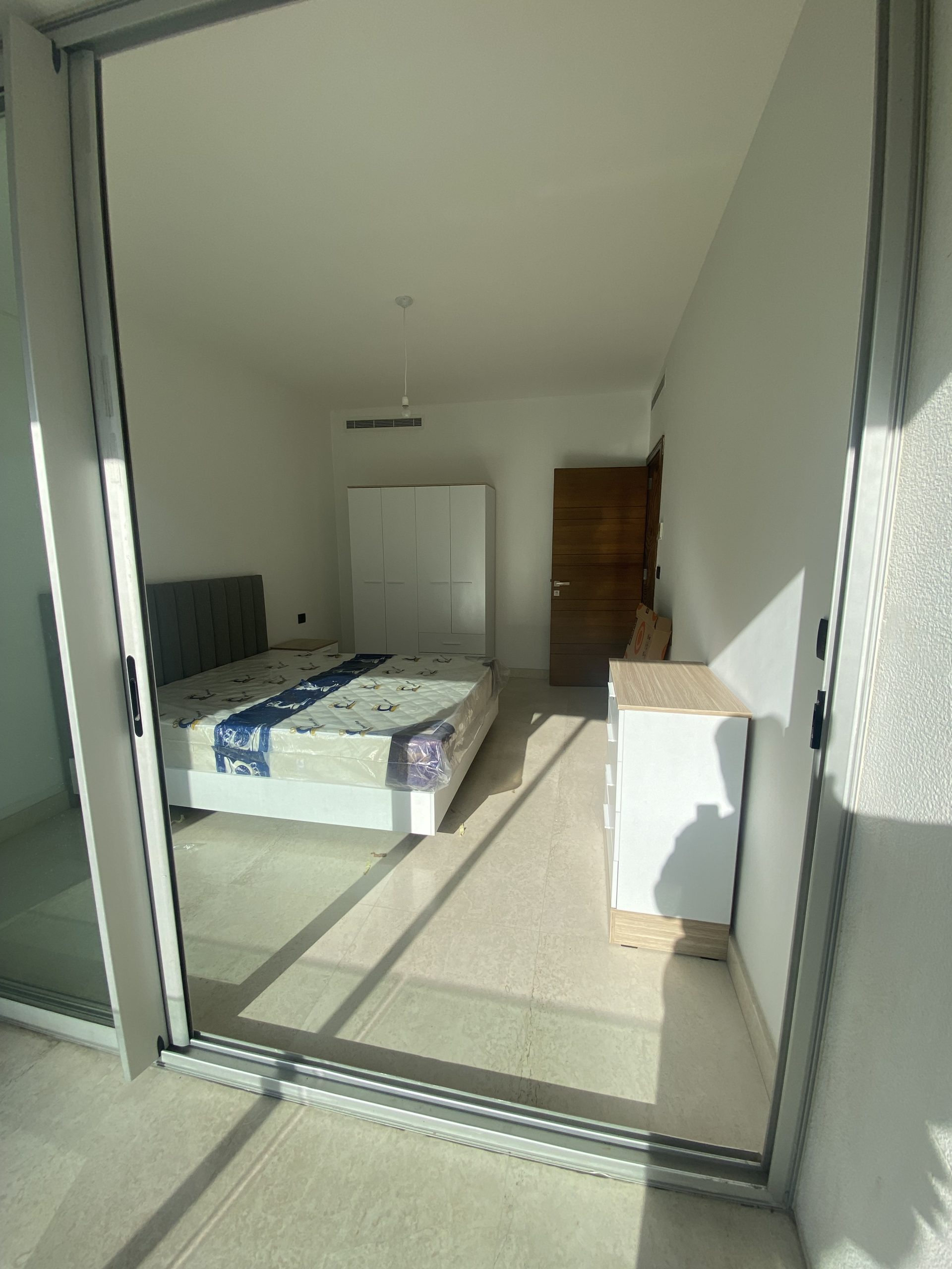 Raouche, Beirut, Beirut, 3 Bedrooms Bedrooms, 3 Rooms Rooms,4 BathroomsBathrooms,Apartment,Buy,10535305955