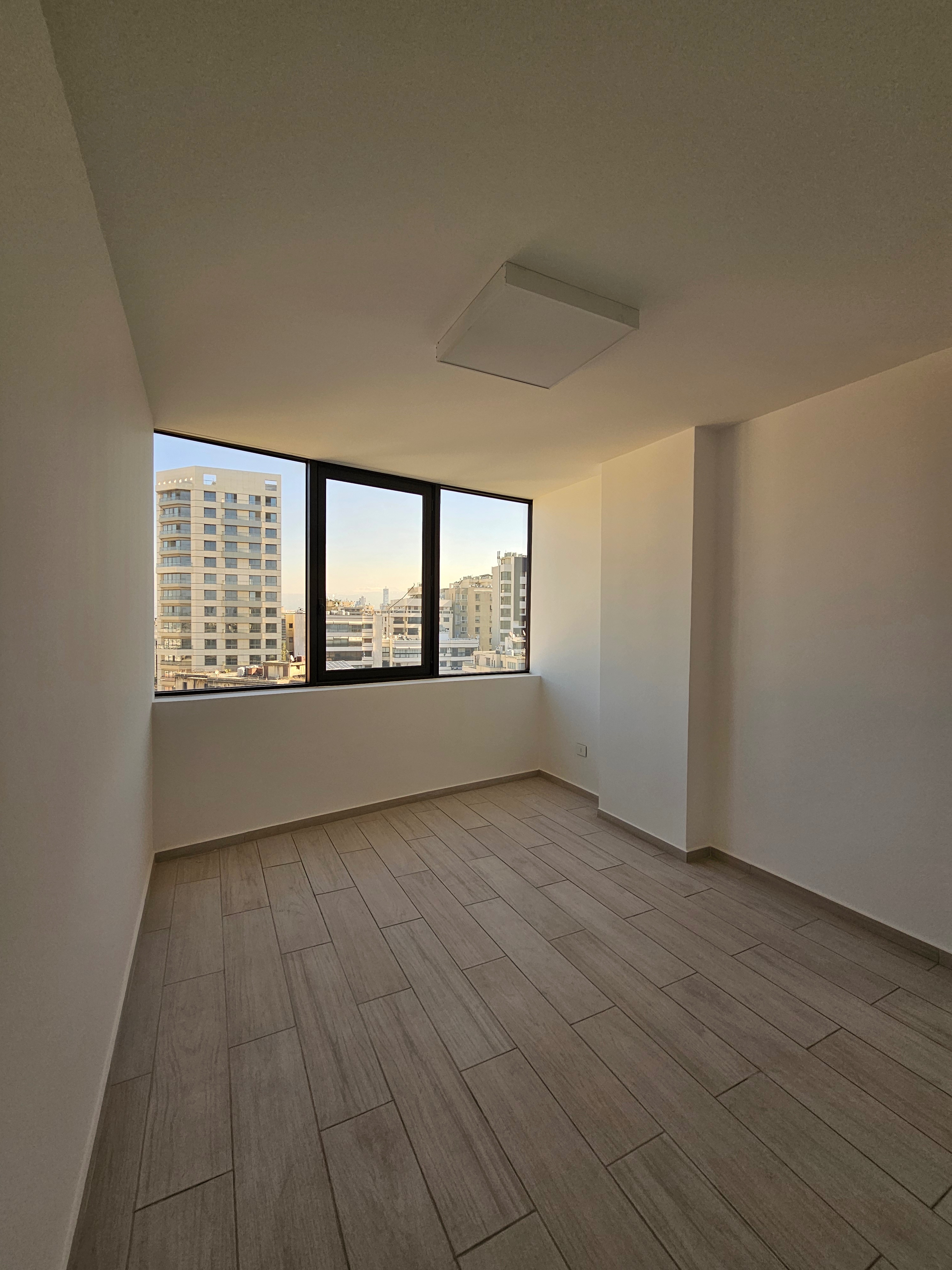 Hamra, Beirut, Beirut, ,1 BathroomBathrooms,Office,Rent,10859924417