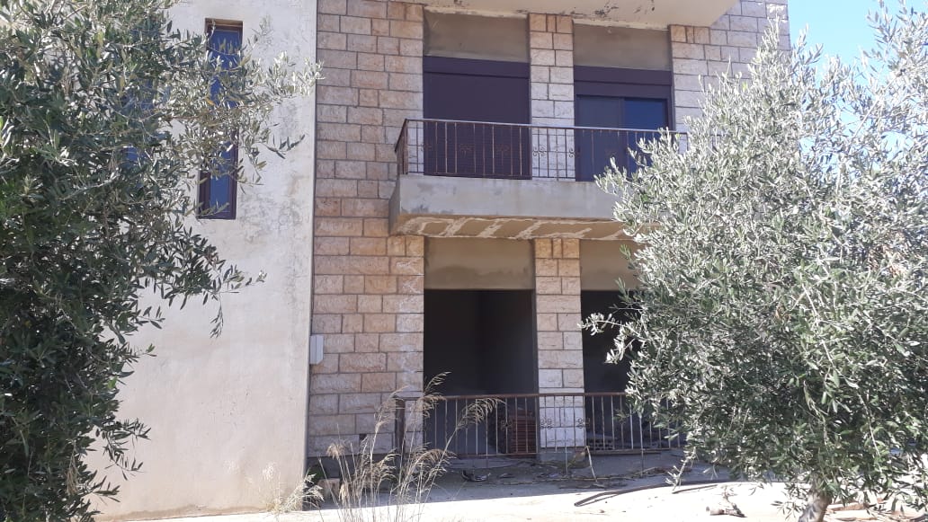 Gharzouz, Jbeil, Mount Lebanon, 3 Bedrooms Bedrooms, 3 Rooms Rooms,3 BathroomsBathrooms,Building,Buy,10762591705