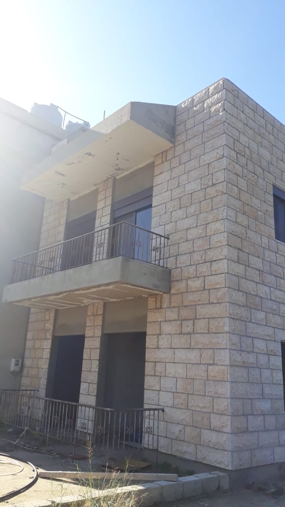 Gharzouz, Jbeil, Mount Lebanon, 3 Bedrooms Bedrooms, 3 Rooms Rooms,3 BathroomsBathrooms,Building,Buy,10762591705