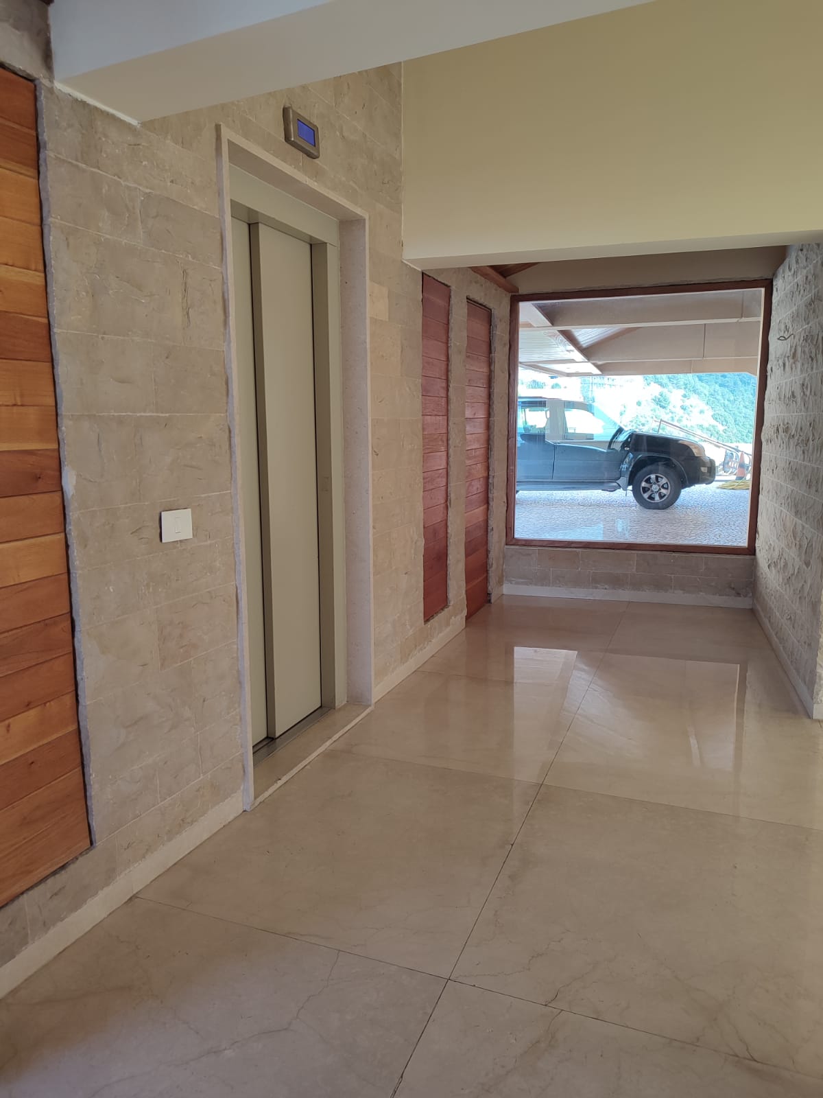 Bayada, Metn, Mount Lebanon, 3 Bedrooms Bedrooms, 3 Rooms Rooms,5 BathroomsBathrooms,Apartment,Buy,11268301299