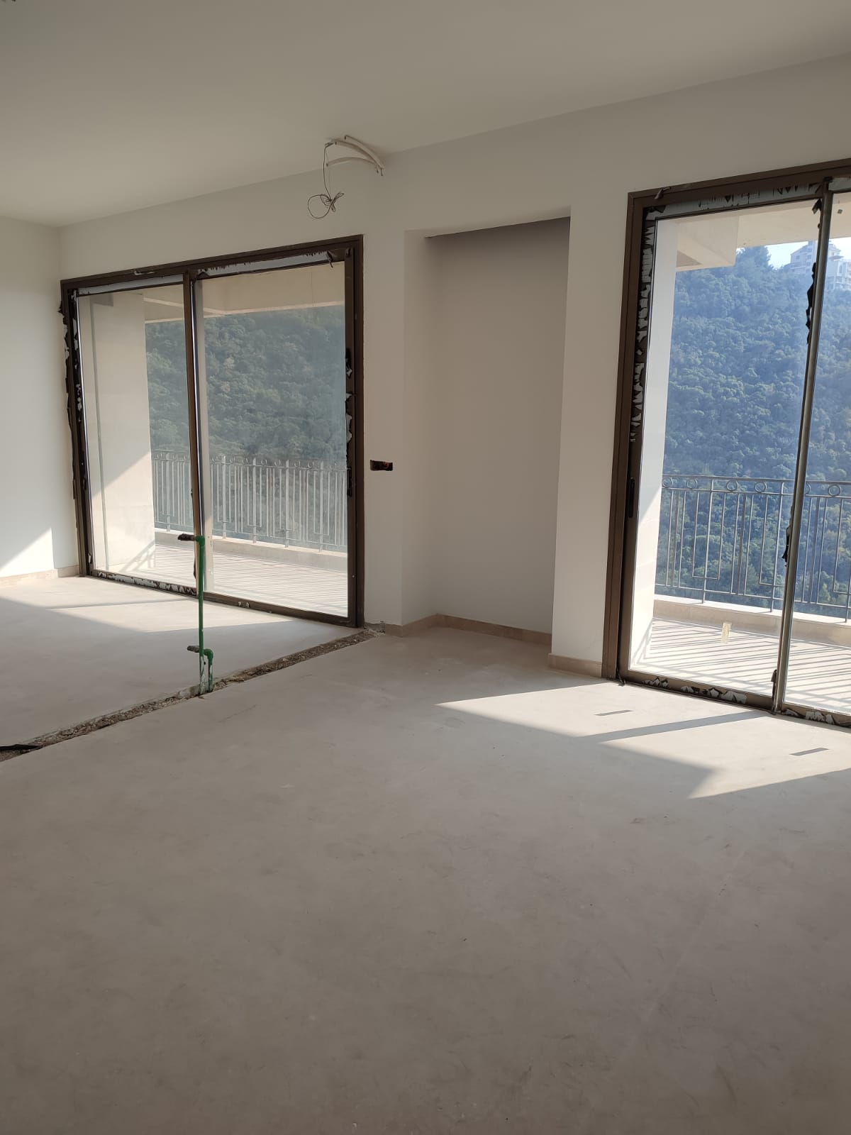 Bayada, Metn, Mount Lebanon, 3 Bedrooms Bedrooms, 3 Rooms Rooms,5 BathroomsBathrooms,Apartment,Buy,11268301299