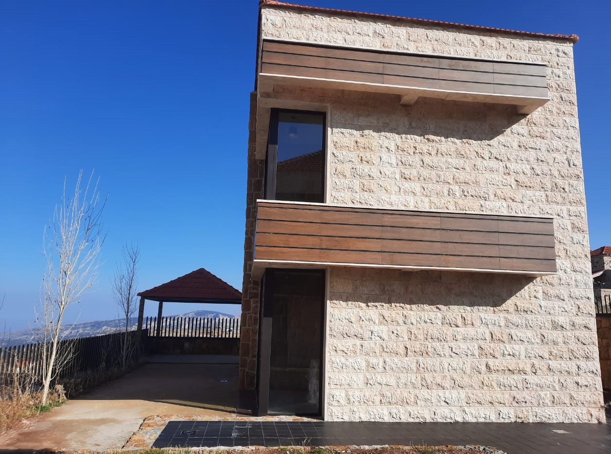 Laqlouq, Jbeil, Mount Lebanon, 3 Bedrooms Bedrooms, 3 Rooms Rooms,4 BathroomsBathrooms,Chalet,Buy,11410661339