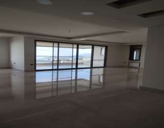 Bayada, Metn, Lebanon, 3 Bedrooms Bedrooms, 3 Rooms Rooms,6 BathroomsBathrooms,Apartment,Buy,12331078094