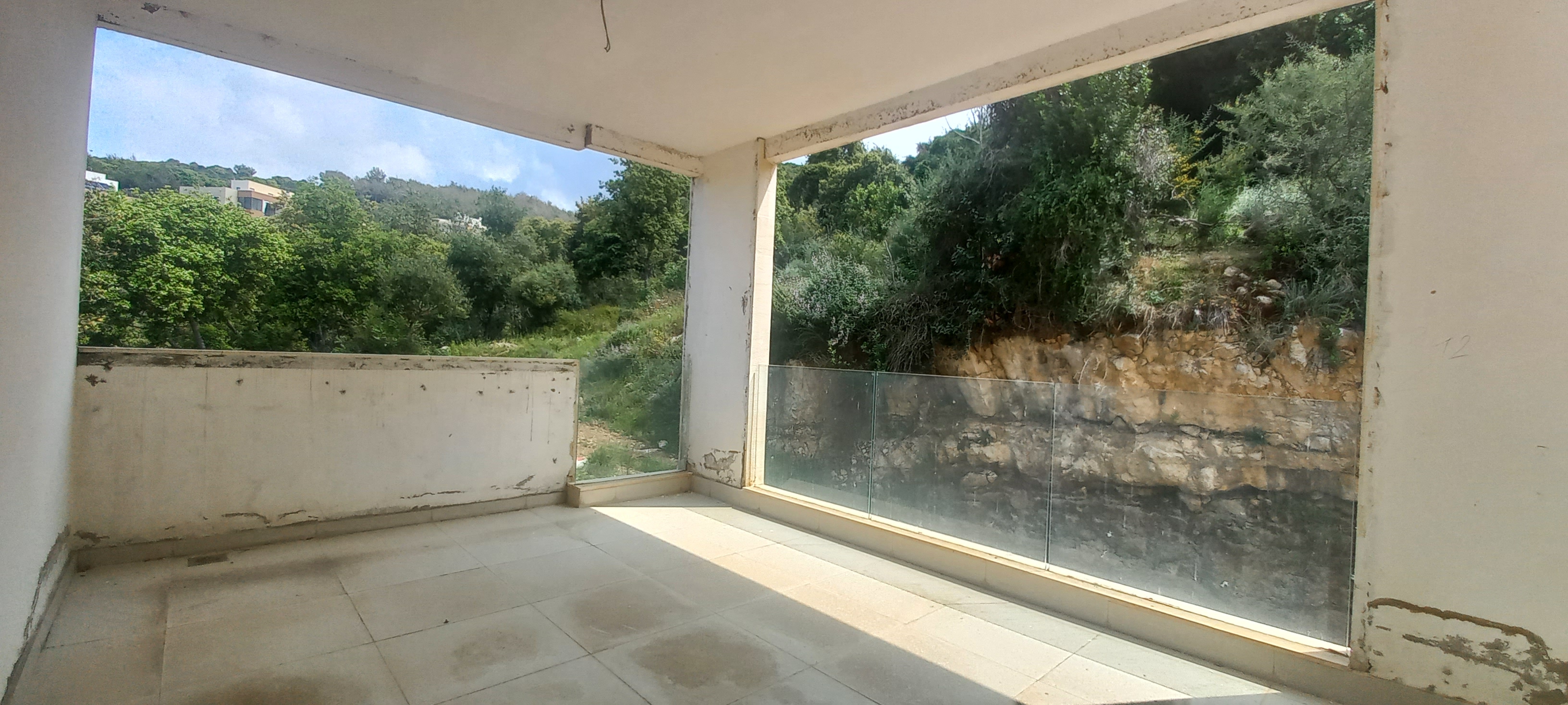 Tabarja, Keserwen, Mount Lebanon, 2 Bedrooms Bedrooms, 2 Rooms Rooms,2 BathroomsBathrooms,Apartment,Buy,12415477733