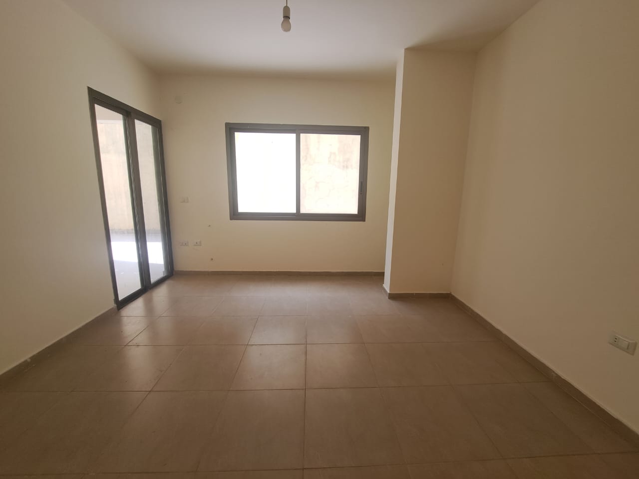 Louaize, Baabda, Mount Lebanon, 3 Bedrooms Bedrooms, 3 Rooms Rooms,3 BathroomsBathrooms,Apartment,Buy,12412084689