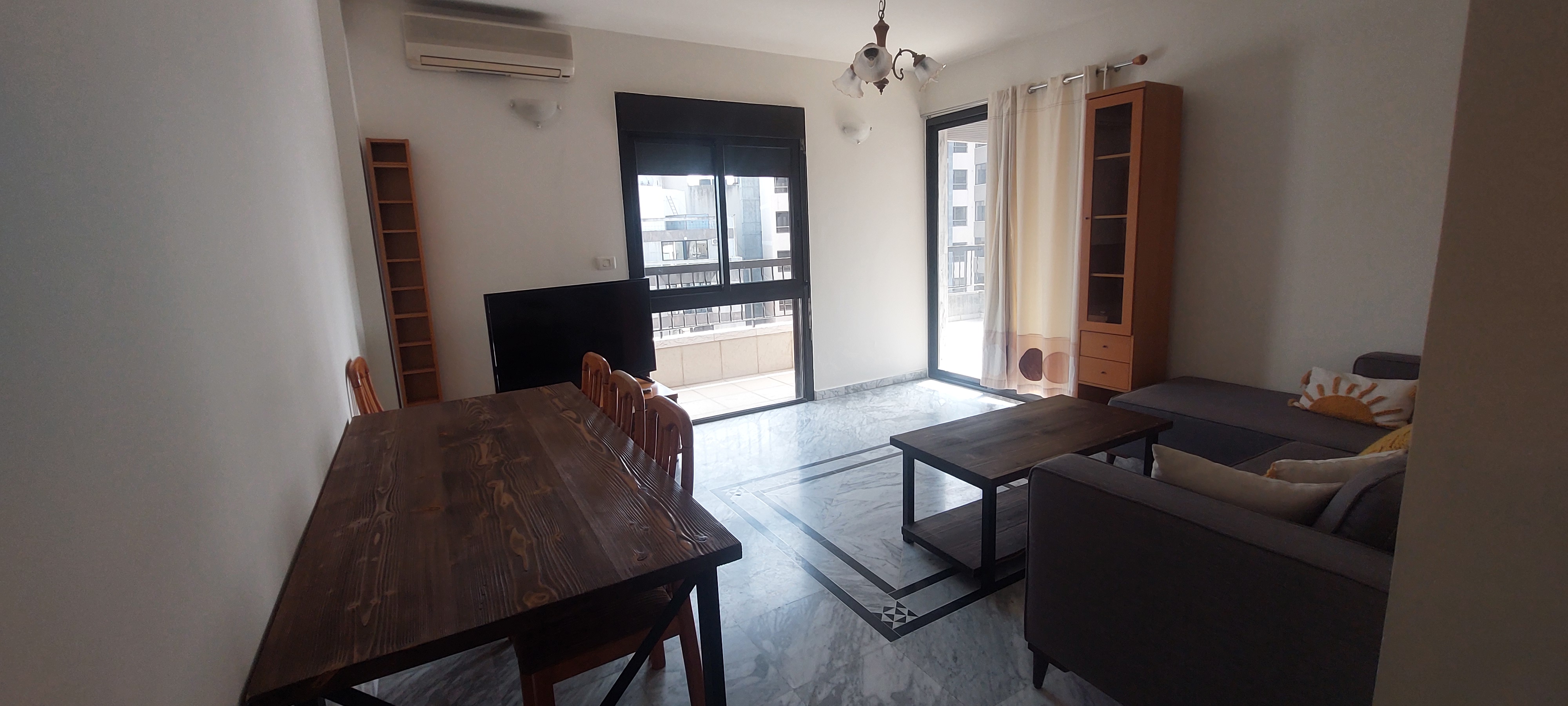 Achrafieh, Beirut, Beirut, 2 Bedrooms Bedrooms, 2 Rooms Rooms,2 BathroomsBathrooms,Apartment,Rent,12594656982