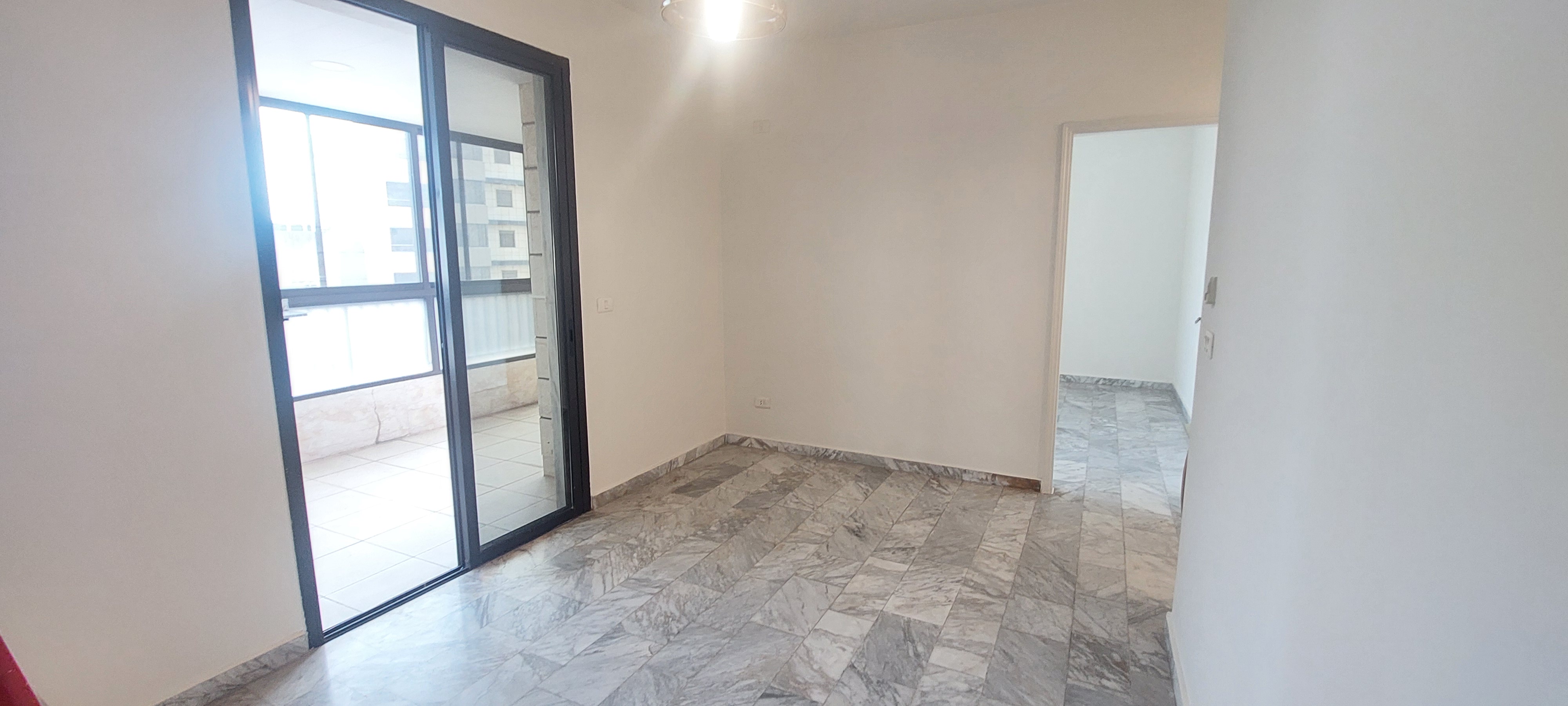 Achrafieh, Beirut, Beirut, 2 Bedrooms Bedrooms, 2 Rooms Rooms,1 BathroomBathrooms,Apartment,Rent,12595563241