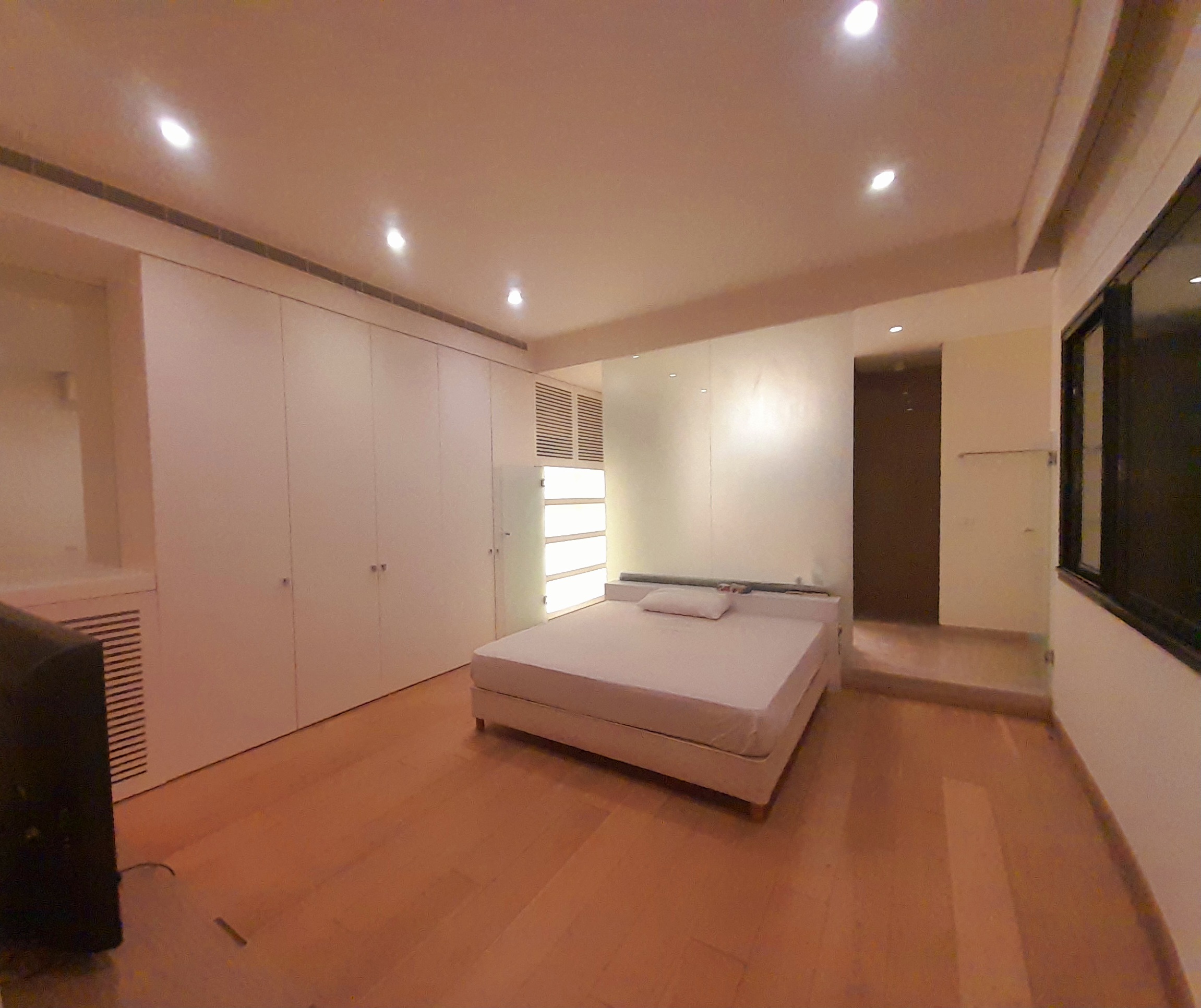 Gemmayzeh, Beirut, Beirut, 2 Bedrooms Bedrooms, 2 Rooms Rooms,3 BathroomsBathrooms,Duplex,Rent,12714205665