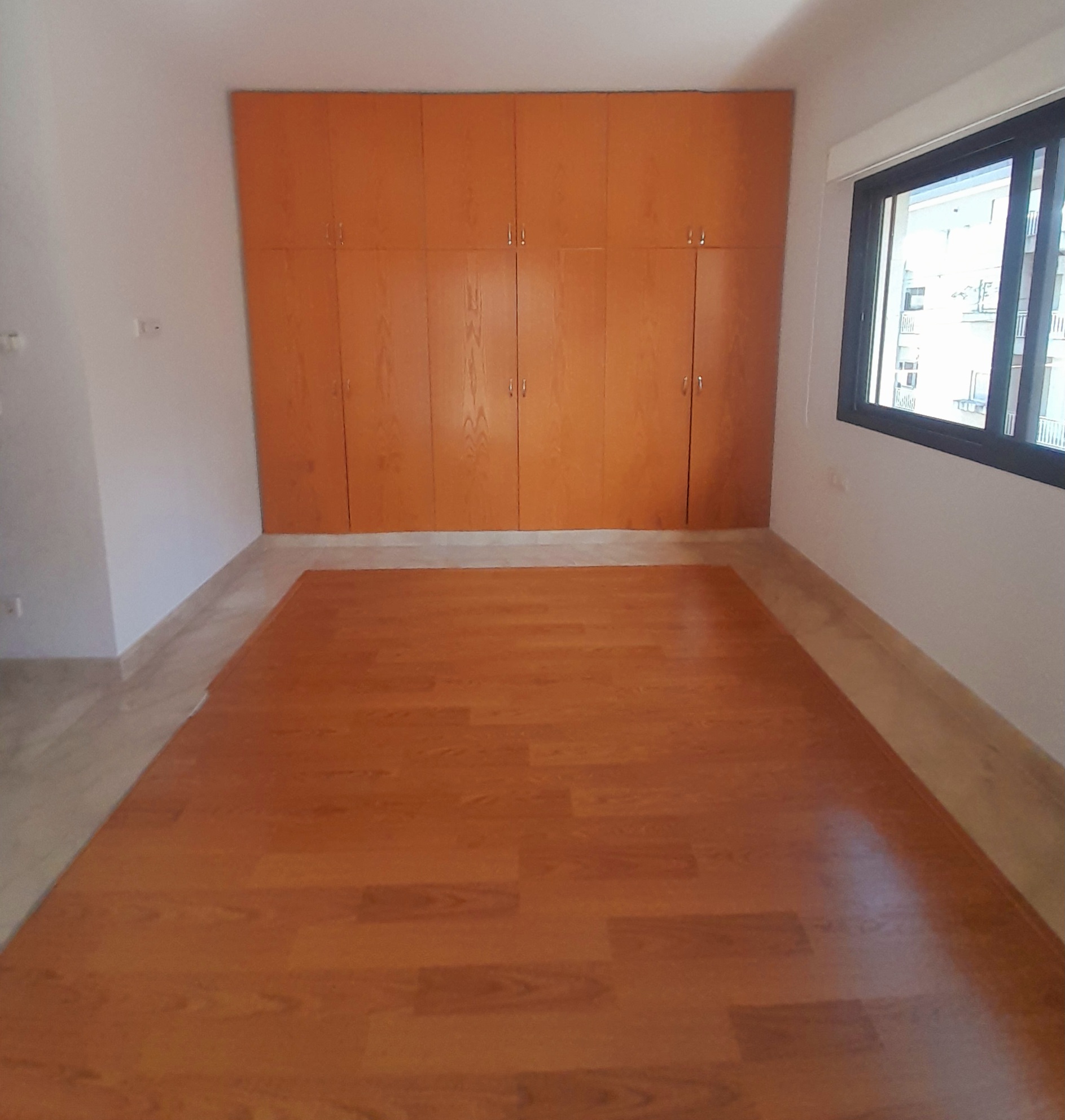 Achrafieh, Beirut, Lebanon, 3 Bedrooms Bedrooms, 3 Rooms Rooms,3 BathroomsBathrooms,Apartment,Rent,12717550828