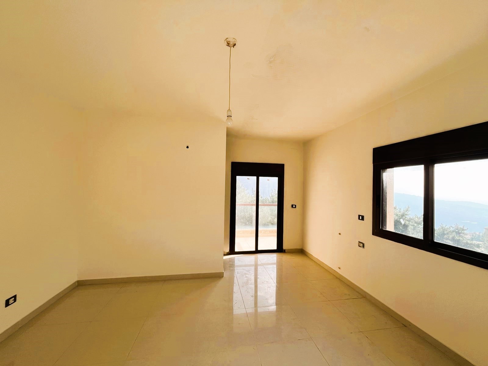 Sehaileh, Keserwen, Lebanon, 3 Bedrooms Bedrooms, 3 Rooms Rooms,4 BathroomsBathrooms,Apartment,Rent,12716657901