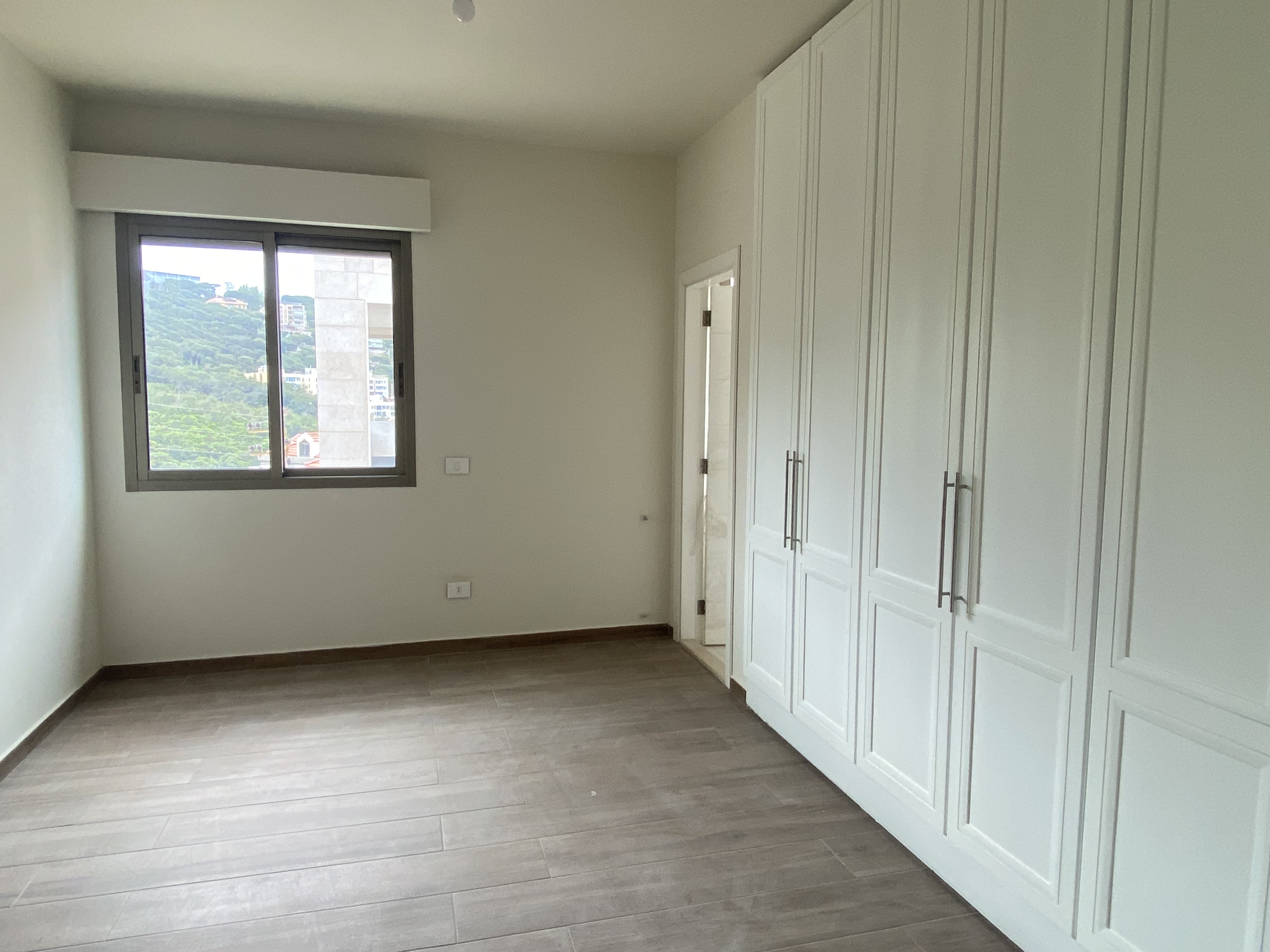 Ain Saade, Metn, Mount Lebanon, 4 Bedrooms Bedrooms, 4 Rooms Rooms,5 BathroomsBathrooms,Apartment,Buy,13209957572