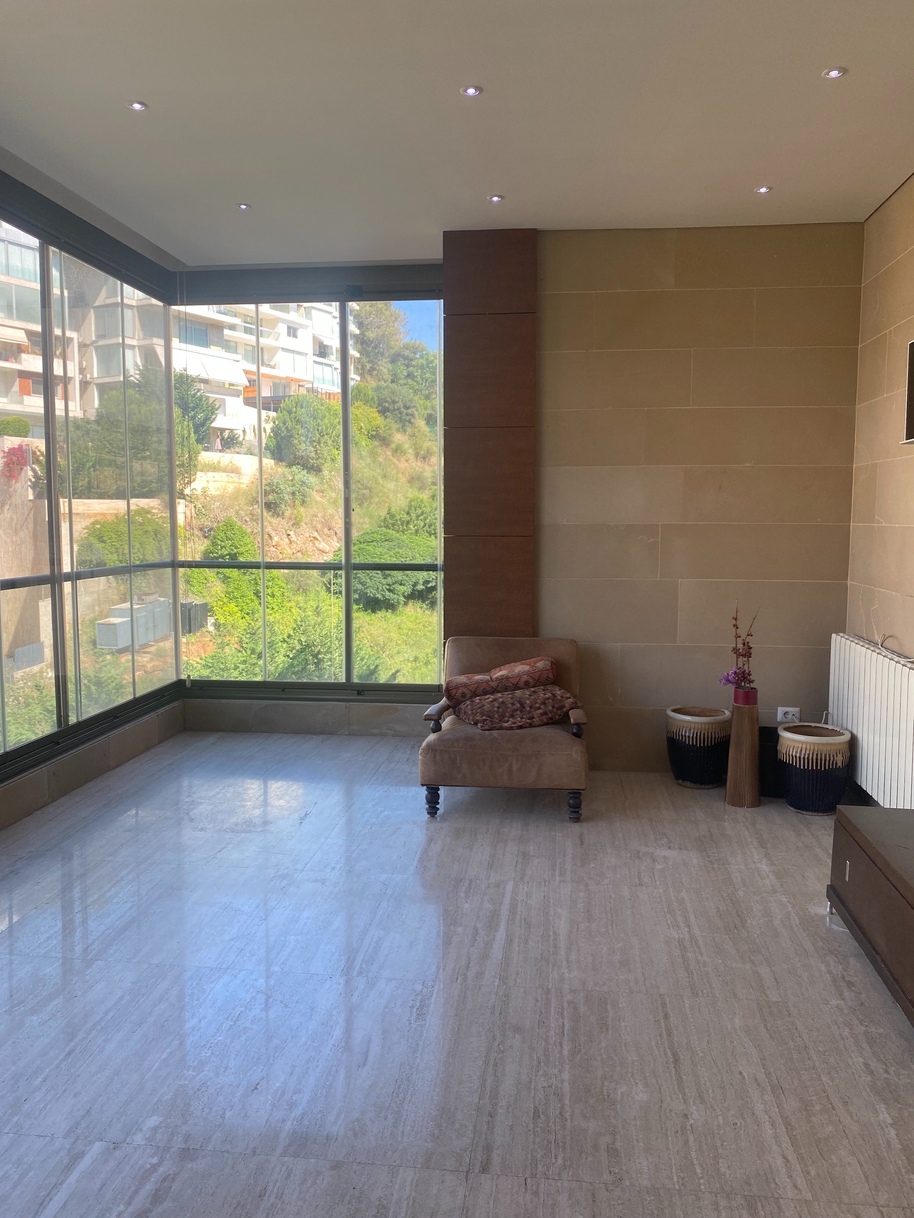 Yarzeh, Baabda, Mount Lebanon, 3 Bedrooms Bedrooms, 3 Rooms Rooms,5 BathroomsBathrooms,Apartment,Rent,14700092862