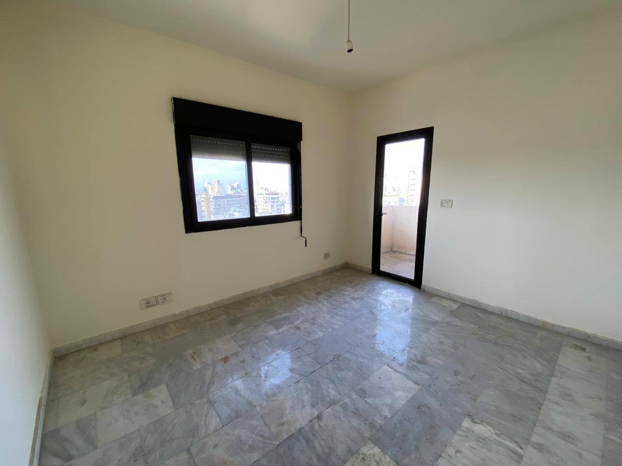 Tallet Al Khayat, Beirut, Beirut, 3 Bedrooms Bedrooms, 3 Rooms Rooms,3 BathroomsBathrooms,Apartment,Buy,14859128534