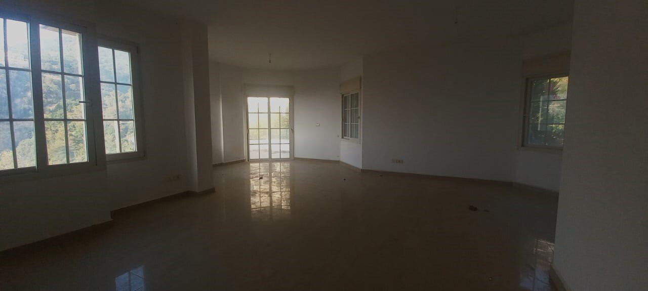 Zouk Mikael, Keserwen, Mount Lebanon, 4 Bedrooms Bedrooms, 4 Rooms Rooms,4 BathroomsBathrooms,Apartment,Buy,15068448451