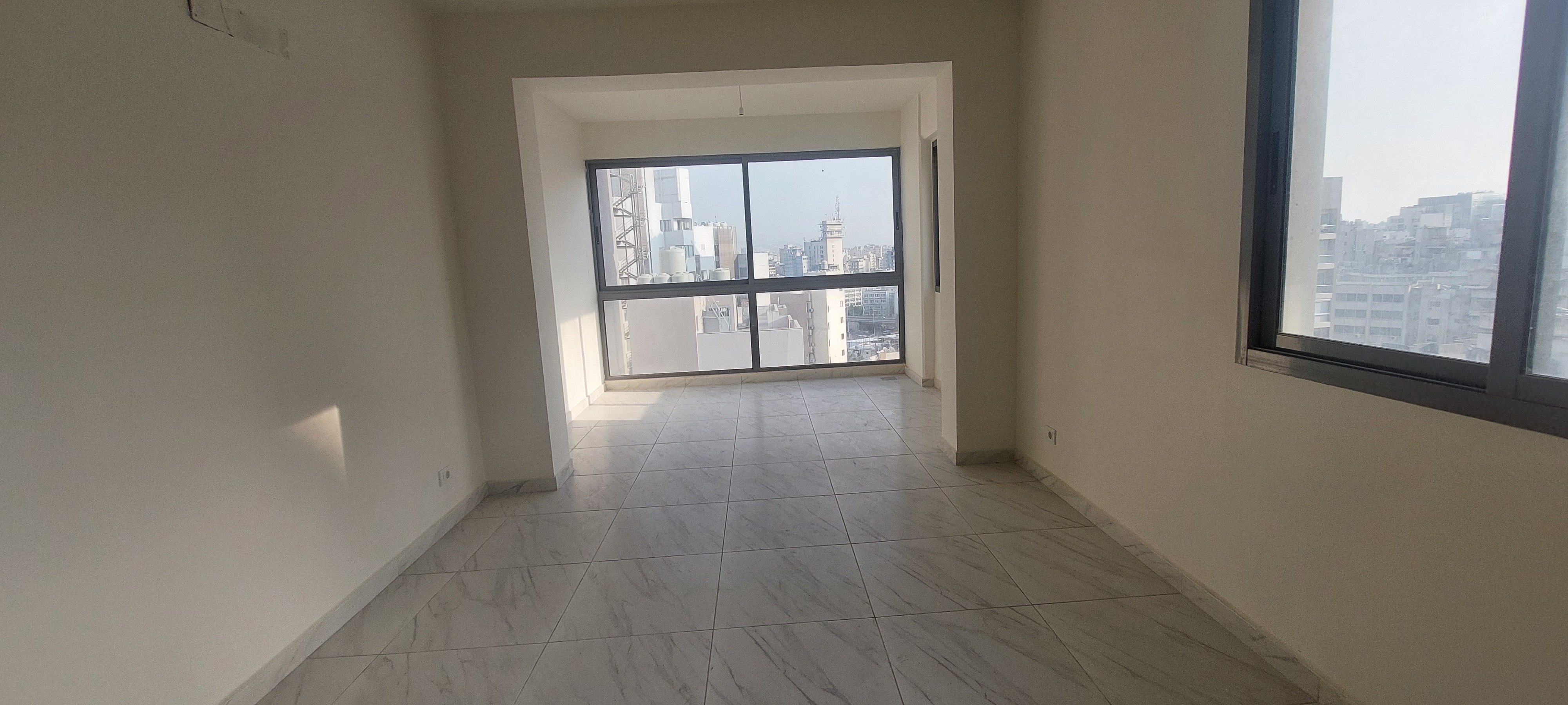 Achrafieh, Beirut, Beirut, 2 Bedrooms Bedrooms, 2 Rooms Rooms,2 BathroomsBathrooms,Apartment,Buy,15146497529