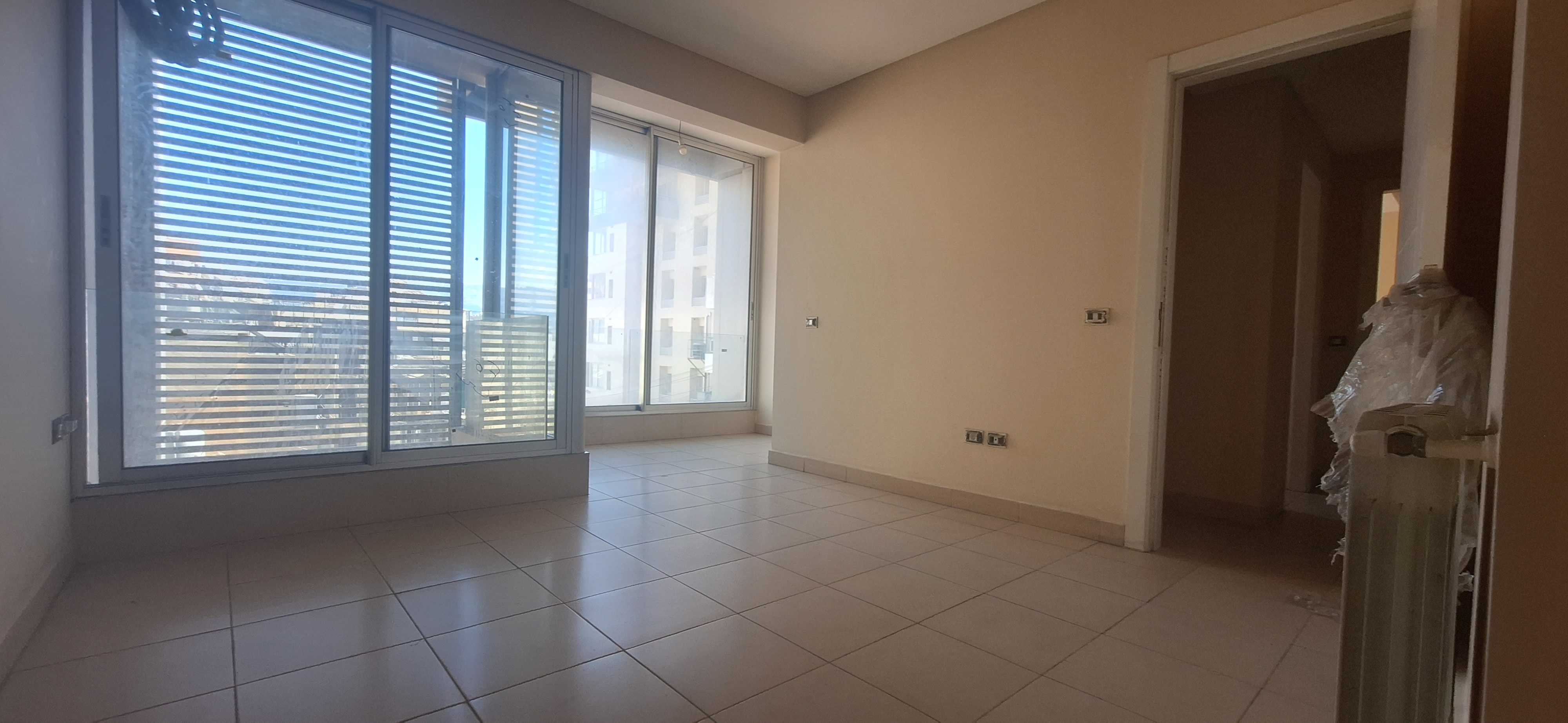 Achrafieh, Beirut, Beirut, 3 Bedrooms Bedrooms, 3 Rooms Rooms,4 BathroomsBathrooms,Duplex,Buy,15386707922