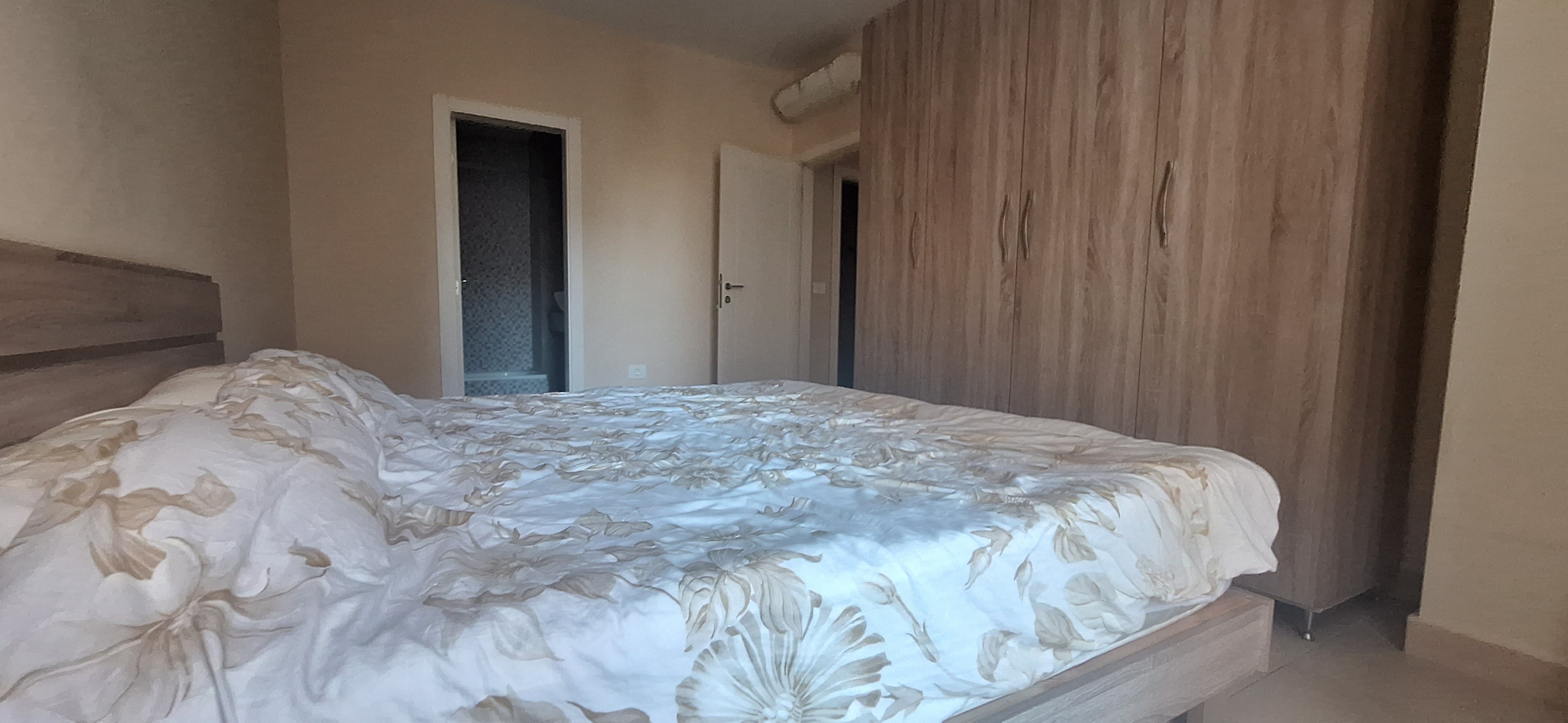 Achrafieh, Beirut, Beirut, 2 Bedrooms Bedrooms, 2 Rooms Rooms,2 BathroomsBathrooms,Apartment,Buy,15386994165