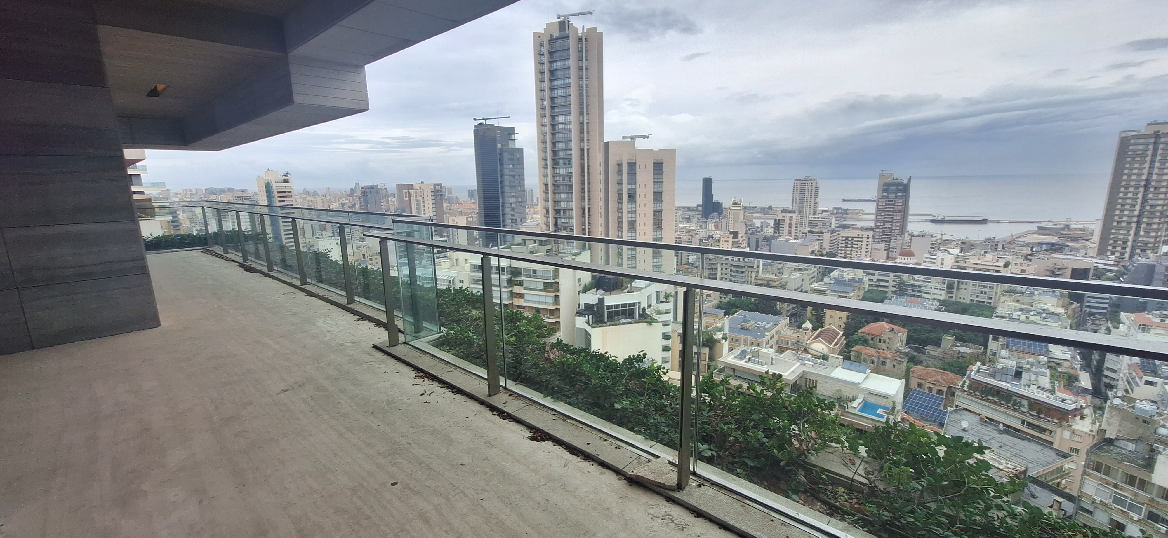 Achrafieh, Beirut, Beirut, 4 Bedrooms Bedrooms, 4 Rooms Rooms,5 BathroomsBathrooms,Apartment,Buy,15405617394