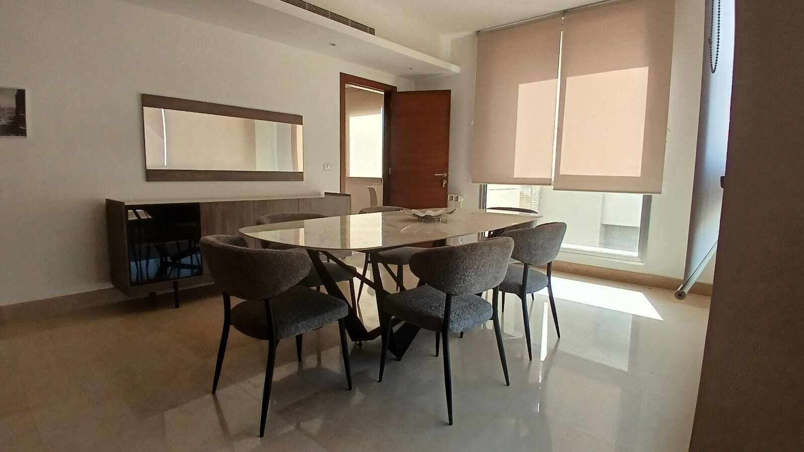 Achrafieh, Beirut, Beirut, 3 Bedrooms Bedrooms, 3 Rooms Rooms,4 BathroomsBathrooms,Apartment,Rent,15406082804