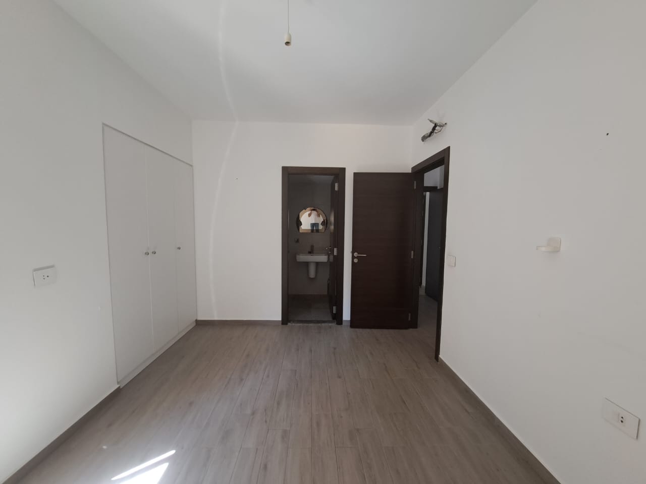 Hazmieh, Baabda, Mount Lebanon, 2 Bedrooms Bedrooms, 2 Rooms Rooms,3 BathroomsBathrooms,Apartment,Buy,15915631330