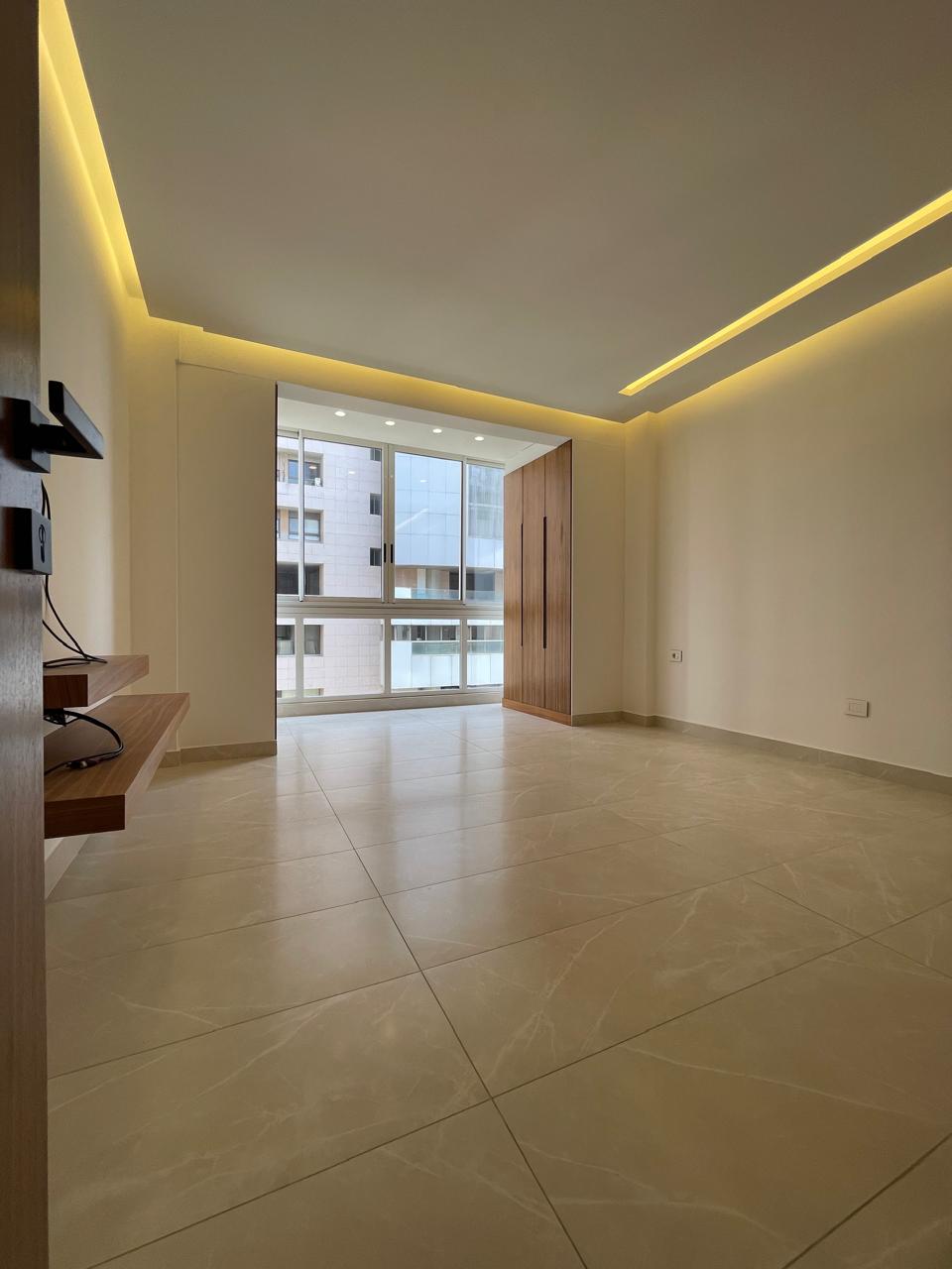 Verdun, Beirut, Beirut, 4 Bedrooms Bedrooms, 4 Rooms Rooms,4 BathroomsBathrooms,Apartment,Buy,16362125034